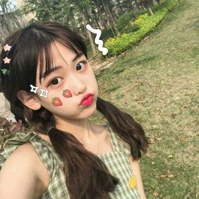 月亮在江边流淌